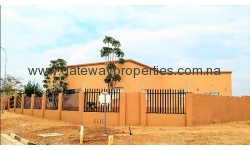 Otjiwarongo - 3 Bedroom house with 2 Bathrooms, Batchelors flat, Hobby room and double garages