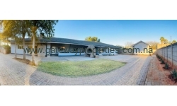 Tsumeb - Newly Renovated Spacious 3 Bedroom Family House with 2 Bedroom Flat for Sale